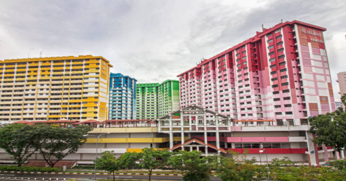 Every Type of House in Singapore - Public Housing (WAT #5)